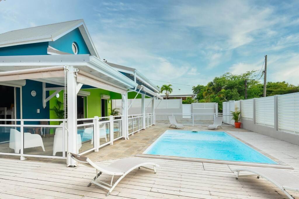 Villa De Standing Avec Piscine Au Gosier Le Gosier  Luaran gambar